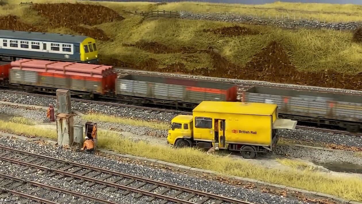 サイモン・ジョージ イギリス 鉄オタ 鉄道模型