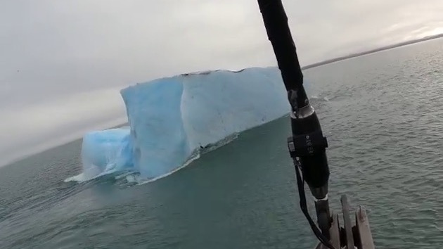 ノルウェー 探検家 氷山