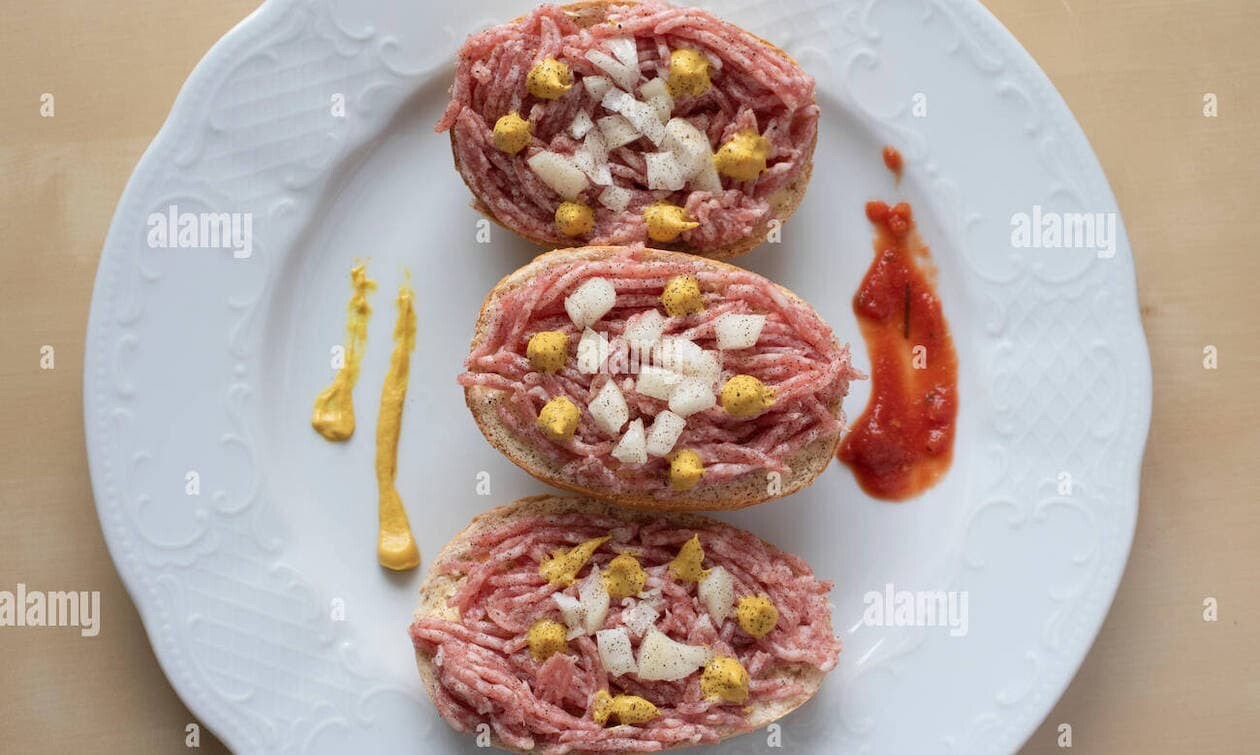 ドイツの寿司 ドイツ Mettbrötchen メット