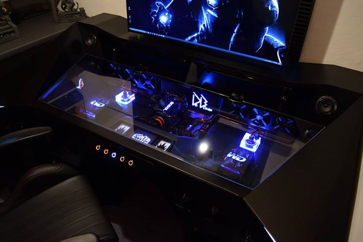 お値段万円の 最強ゲームpc が超絶クール こんなのあったら部屋から出られなくなるわｗｗｗｗｗ ユルクヤル 外国人から見た世界