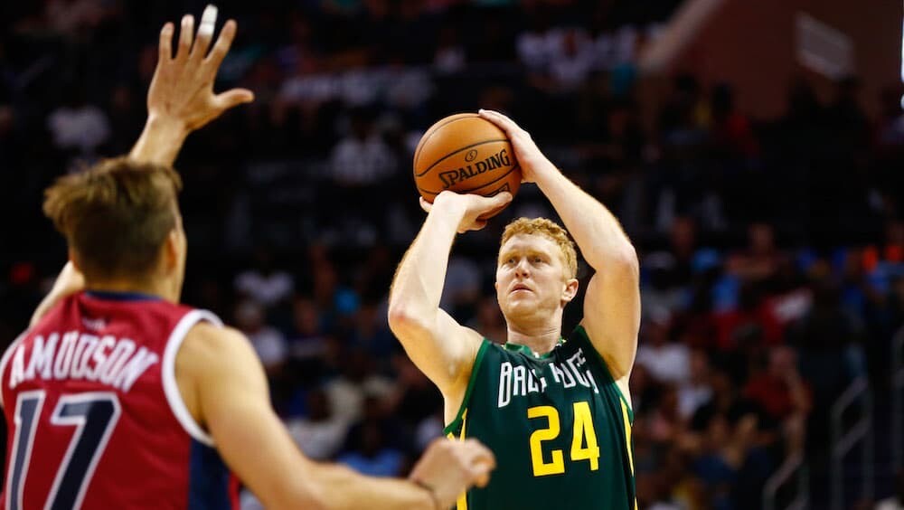 ブライアン・スカラブリニ NBA バスケットボール アメリカ
