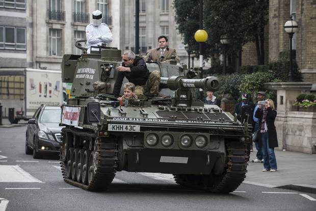 戦車出動!スティッグが嘆願書をBBCへ提出に関連した画像-03