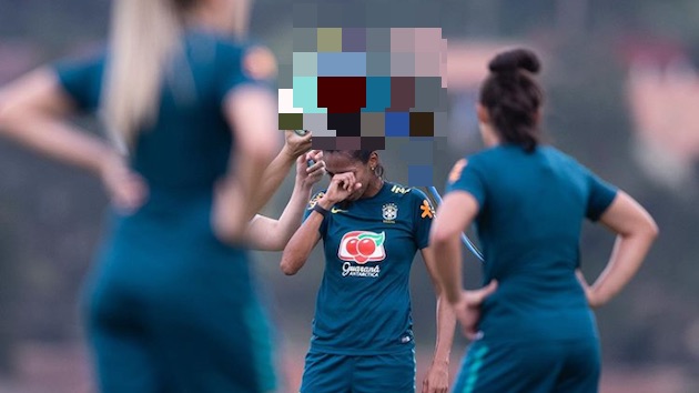 ブラジル 女子サッカー インコに関連した画像-01