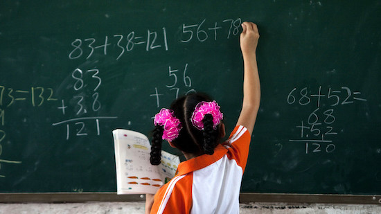 ベトナム小学3年生の算数問題に関連した画像-01