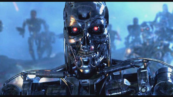 サラ・オコナーさん「ロボットに襲われて男性死亡」に関連した画像-02