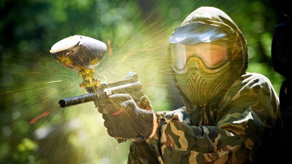 アメリカ 銃乱射 ペイントボール