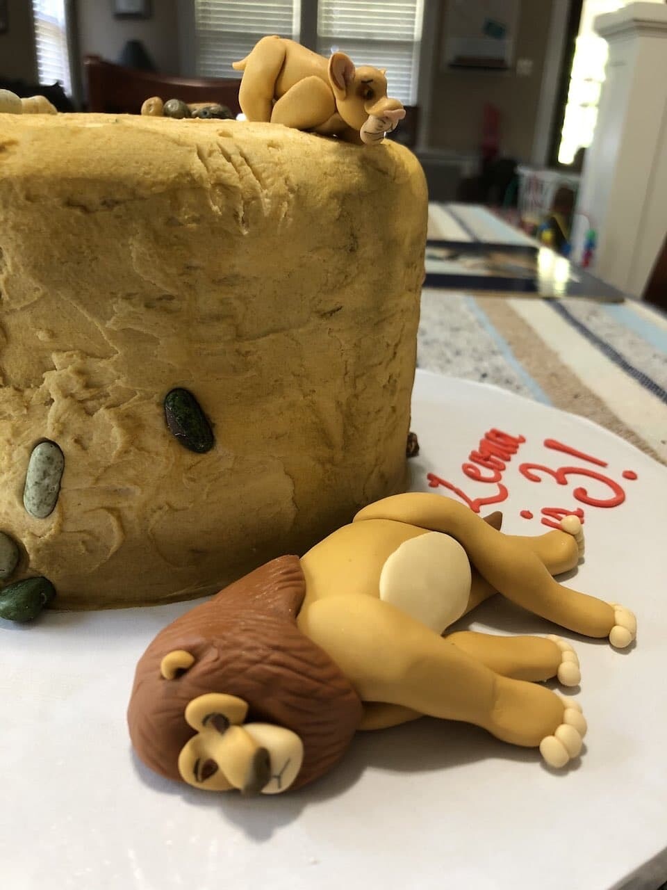 ライオンキング 誕生日 ケーキ アメリカ