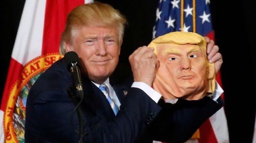 トランプ大統領 アメリカ 借金 ローン 負債
