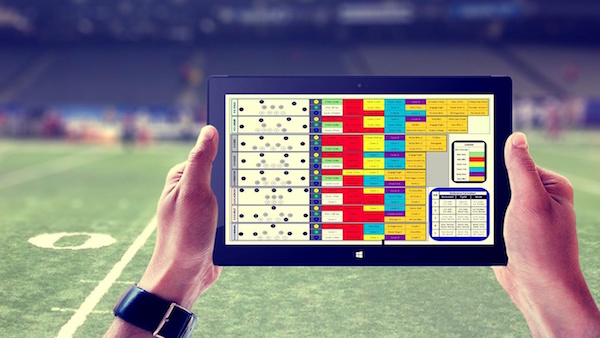 マイクロソフトのタブレット「Surface」がNFL試合中に故障に関連した画像-01