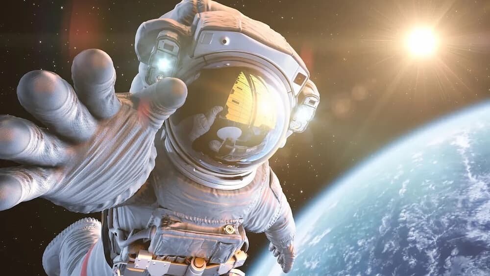 宇宙 ロマンス詐欺