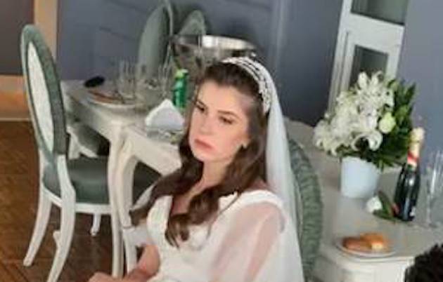 花嫁 結婚式 フットボールマネージャー トルコ