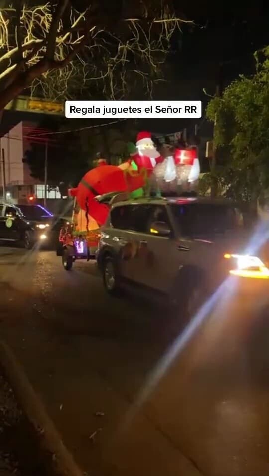 メキシコ クリスマスプレゼント カルテル 麻薬組織 ハリスコ新世代カルテル