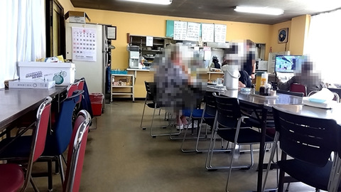 y6uRXWFbExMUpvF1758957182_1758957233