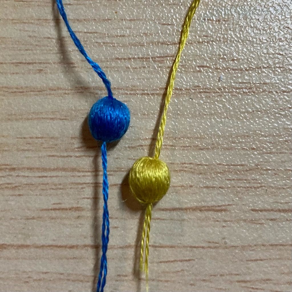 刺繍ボールのイヤリングを作りました やり方と費用を紹介します レシピ Yururin ハンドメイドとデグーの日常