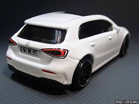 ヤマダ電機でホットウィール19メルセデス-ベンツ・A-クラス_11