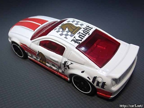 Hotwheels_2007フォードマスタングknight_07
