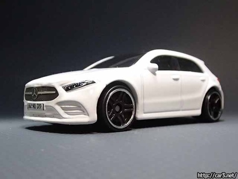 ヤマダ電機でホットウィール19メルセデス-ベンツ・A-クラス_04
