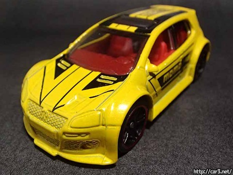 ホットウィール・フォルクスワーゲン・ゴルフGTIモモ_10