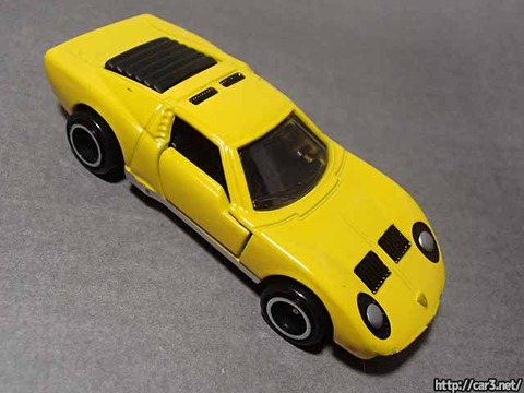 サーキットの狼ランボルギーニ・ミウラのトミカ_06