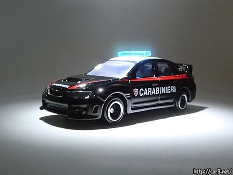 イオン限定トミカ_インプレッサWRX_イタリア警察_01