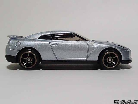 wotwheels2009_NISSAN_GT-R_R35_08