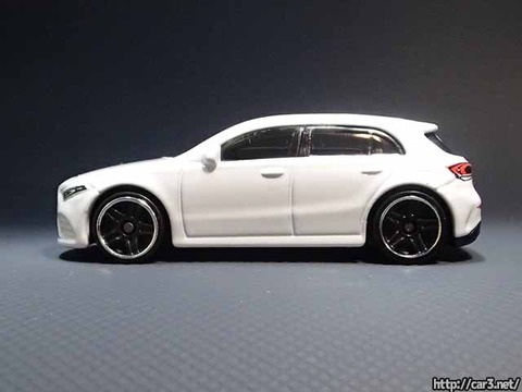 ヤマダ電機でホットウィール19メルセデス-ベンツ・A-クラス_09