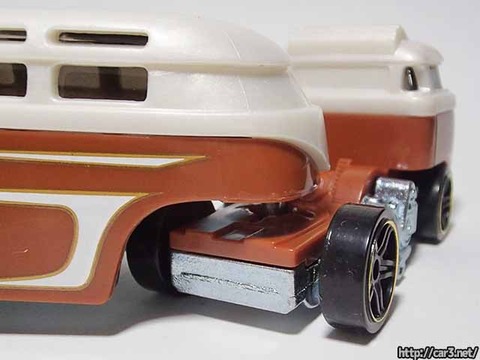ホットウィール・カスタム・フォルクスワーゲン・ハウラー_13