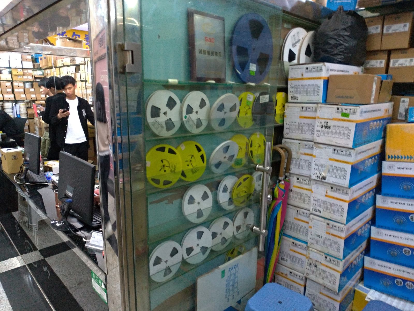 P_20190221_171718_vHDR_Auto