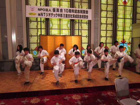 6706a978.jpg