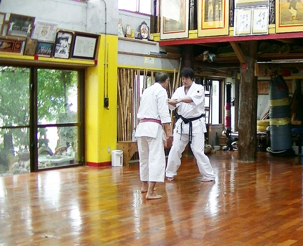 ⑥