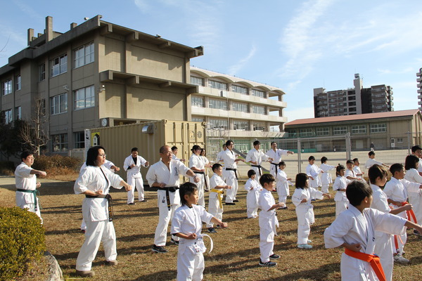 06
