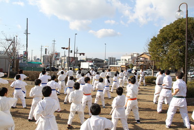 06