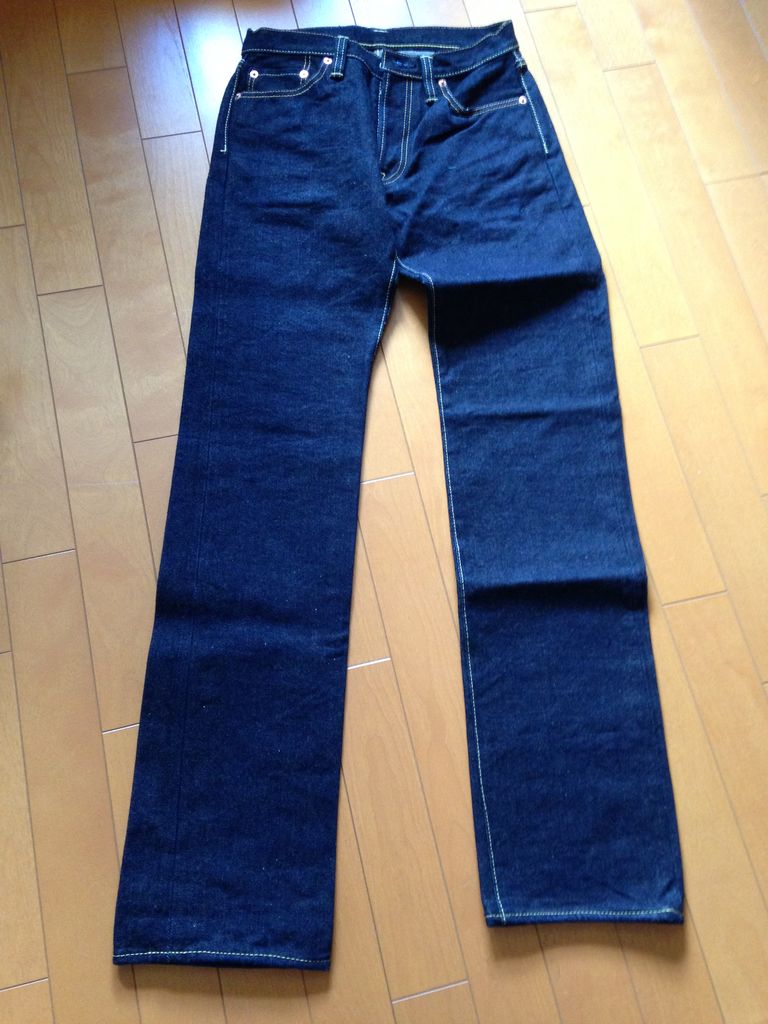 IRON HEARTアイアンハート19ozセルビッチ左綾ストレートジーンズ