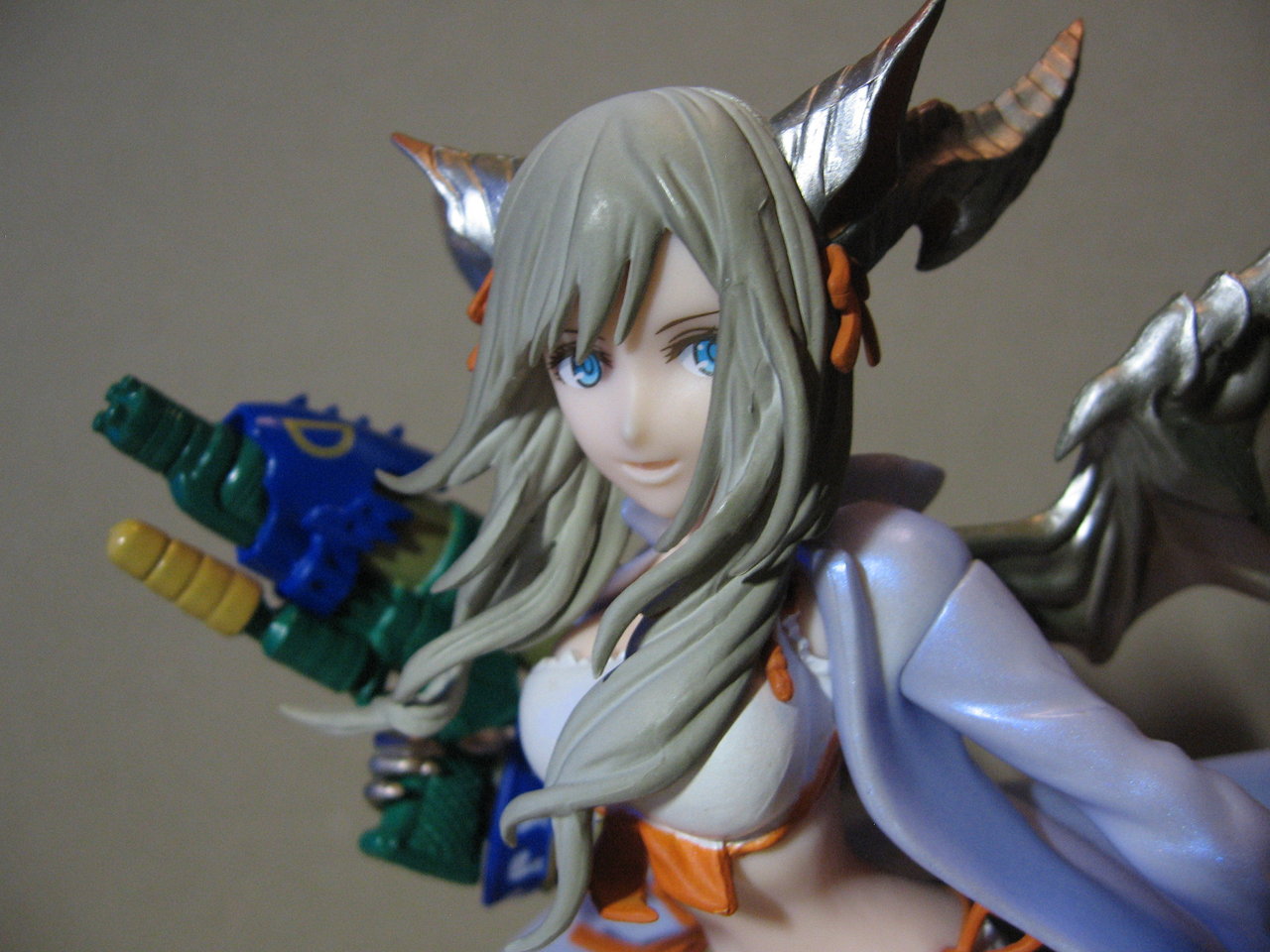 購入「休息の狙撃手 時龍喚士ミル」フィギュア : 弧月蝕