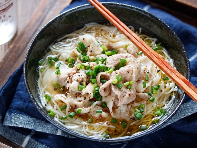 ごま油香る ぶっかけ 豚ネギ塩そうめん 簡単 スピード 包丁不要 やみつき 主食 作り置き スピードおかず De おうちバル Yuu S Stylish Bar Powered By ライブドアブログ