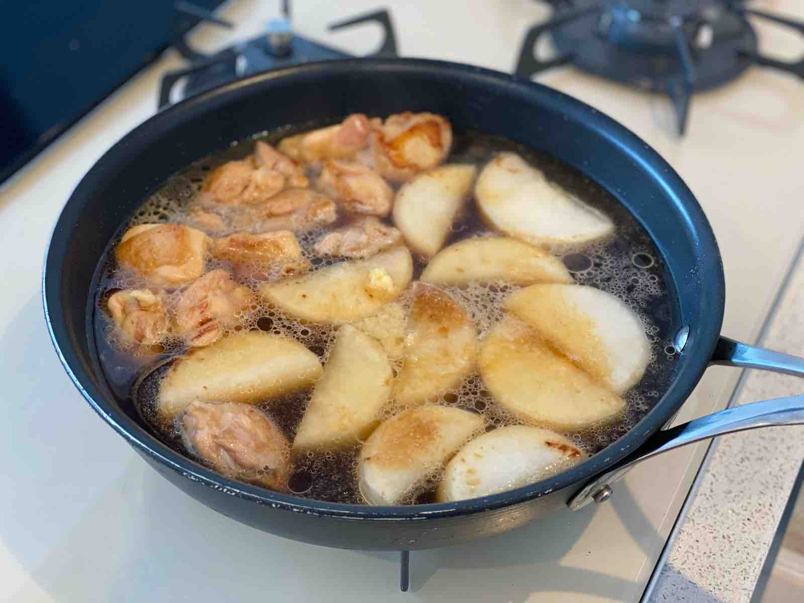 鶏肉と大根のとろ照り煮【#簡単 #節約 #作り置き #お弁当 #下茹で不要