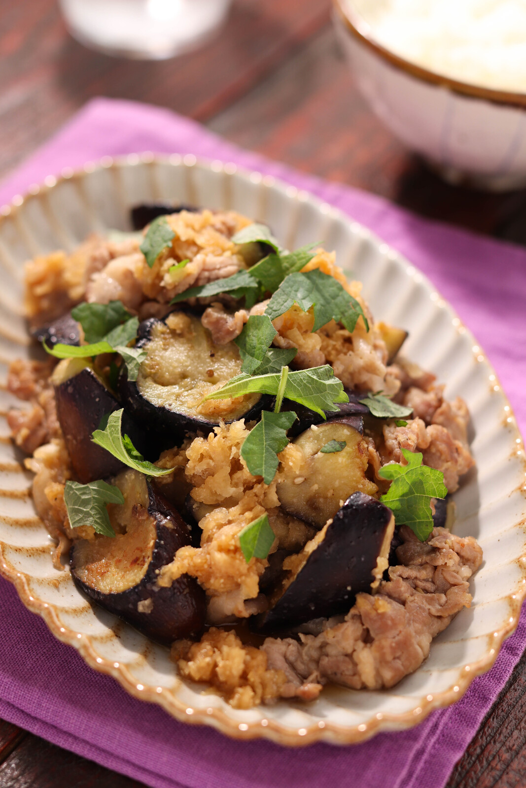 採れたて白ナス【10〜12個】ステーキが美味！レンチンポン酢もね‼︎ 半身でドーン！白なすバターポン酢ステーキ by のり☆nori