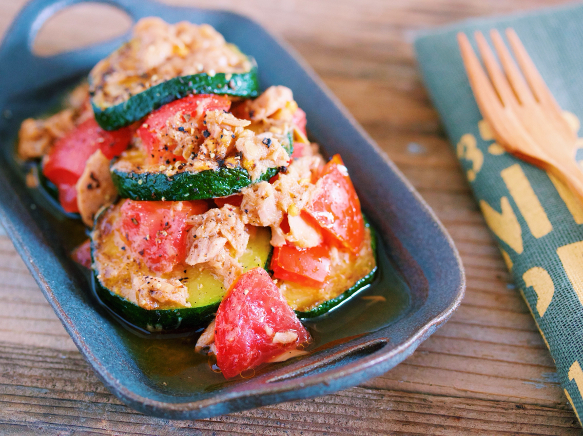 うまみがジュワ っ トロトロ食感もたまらない ズッキーニとトマトのデリ風 焼きツナマリネ 作り置き スピードおかず De おうちバル Yuu S Stylish Bar Powered By ライブドアブログ