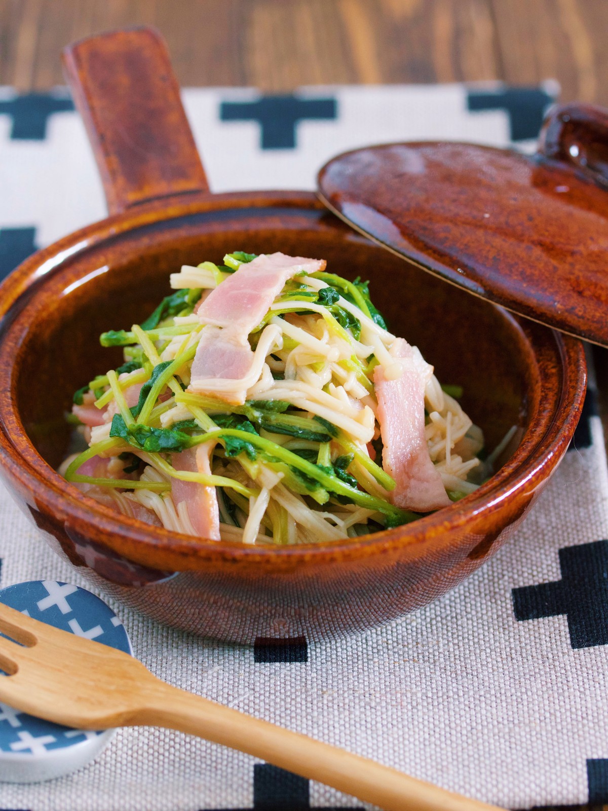 レンジで4分 さっぱり ヘルシー 豆苗とえのきのバタポン蒸し 作り置き スピードおかず De おうちバル Yuu S Stylish Bar Powered By ライブドアブログ レンジで4分 さっぱり ヘルシー 豆苗とえのきのバタポン蒸し 作り置き スピードおかず De おうちバル Yuu S Stylish Bar Powered By ライブドアブログ