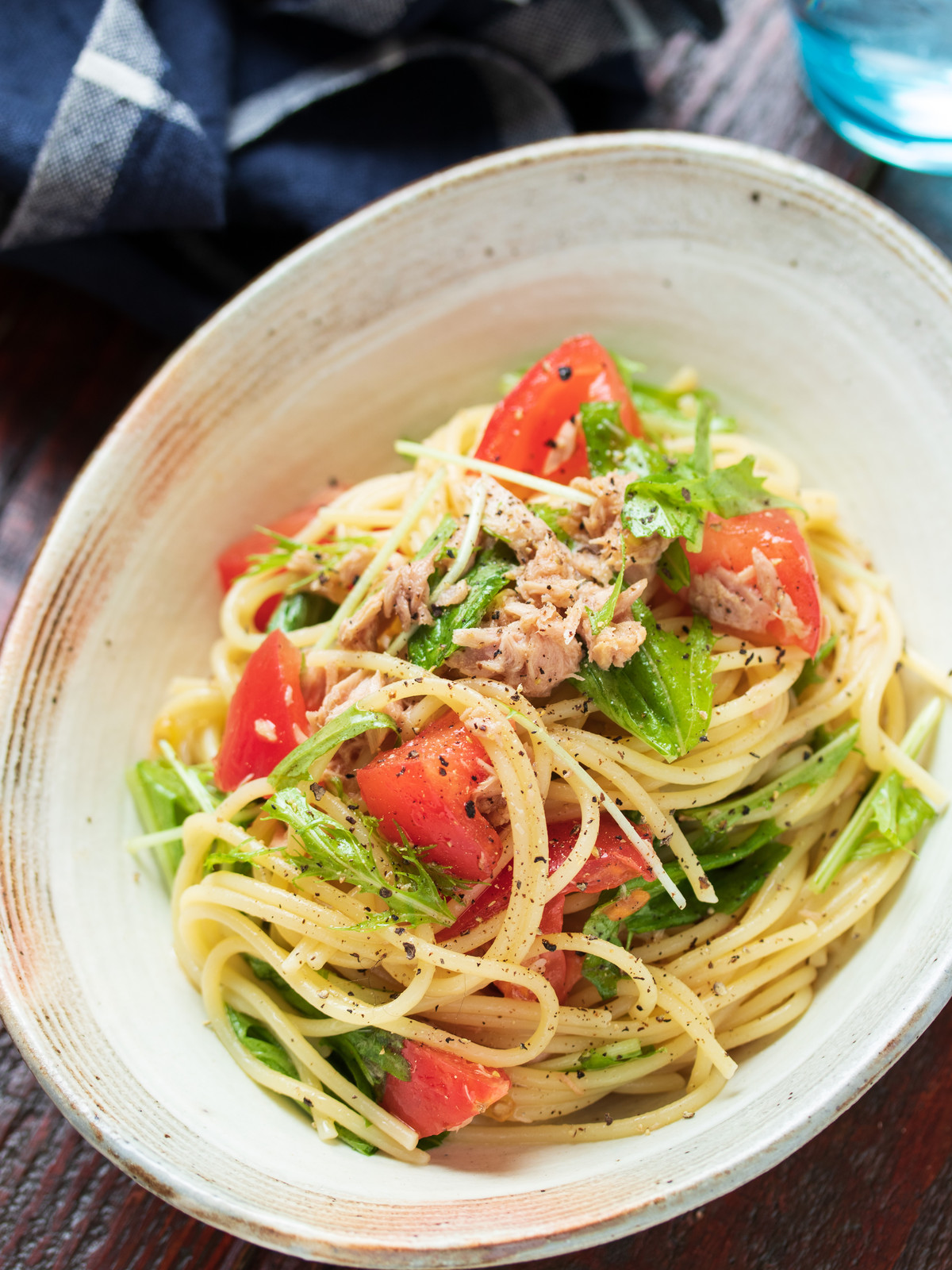 トマトとツナと水菜の冷製ポン酢パスタ 簡単 節約 時短 混ぜるだけ 夏休み ランチ 主食 と 献立を考えるのが劇的にラクになる6つの考え方 など 作り置き スピードおかず De おうちバル Yuu S Stylish Bar Powered By ライブドアブログ