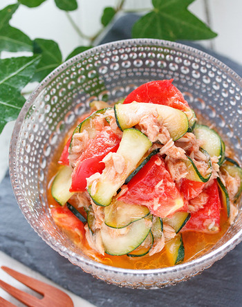 トマトとズッキーニ1_2