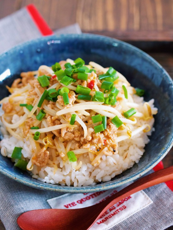 もやしそぼろ丼7