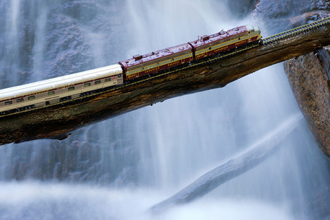 model-train-travels-across-canada-jeff-friesen-4