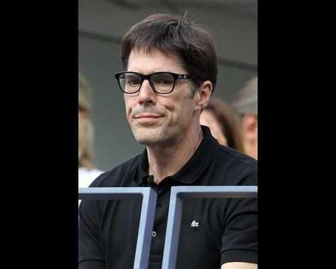 481686_421379614582517_822461807_n