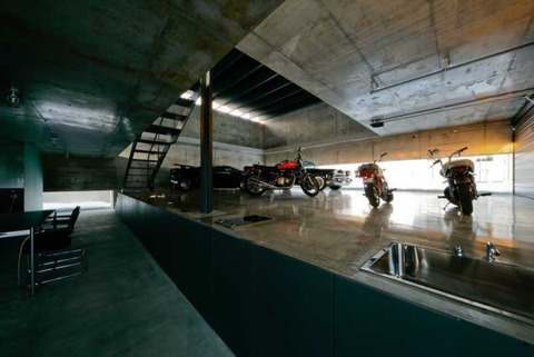 dream-car-garages-32