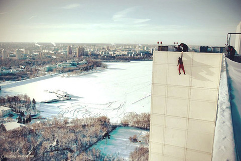 extreme-rooftopping-skywalking-15