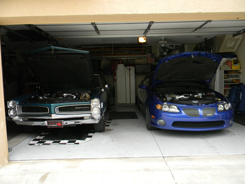 dream-car-garages-43