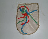 8枚半菊に鳳凰文