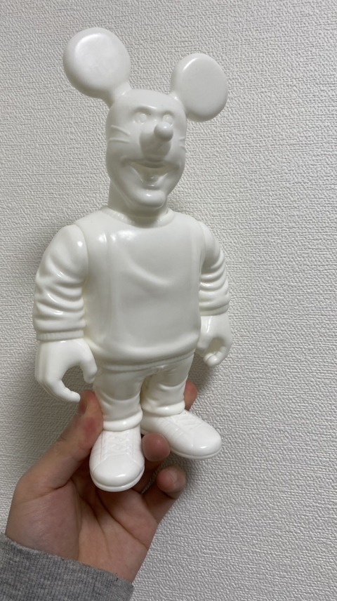 249E08CD-F3BF-4E5B-9CEF-C9D3763191A8