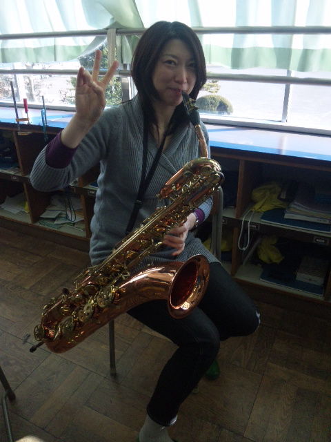 赤ベルのバリトン 田名部有子 北島有子 の猫とsaxophoneと 吹奏楽もろもろブログ的日記